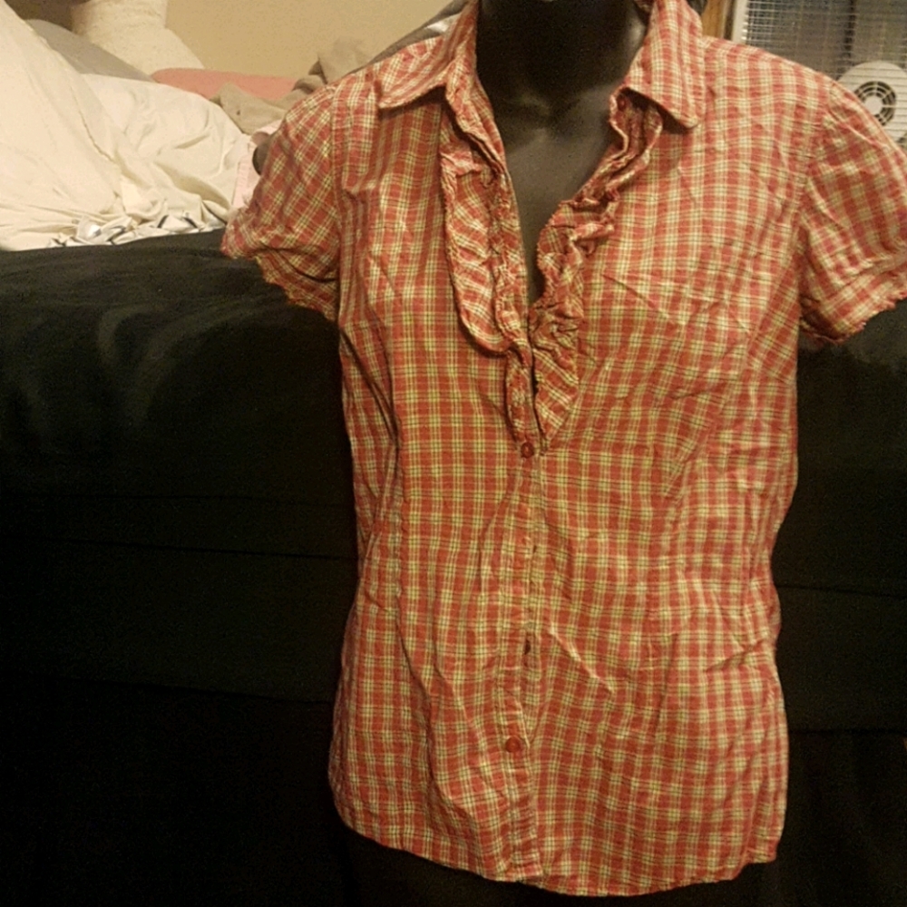 Short sleeve button up shirt